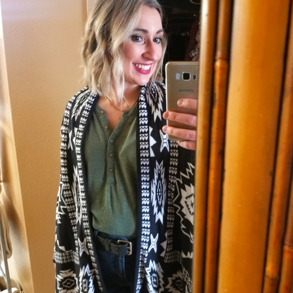 Meet your Posher, Renata - Picture 2 of 13